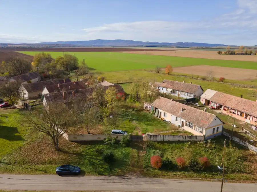 eladó családi ház, Patak