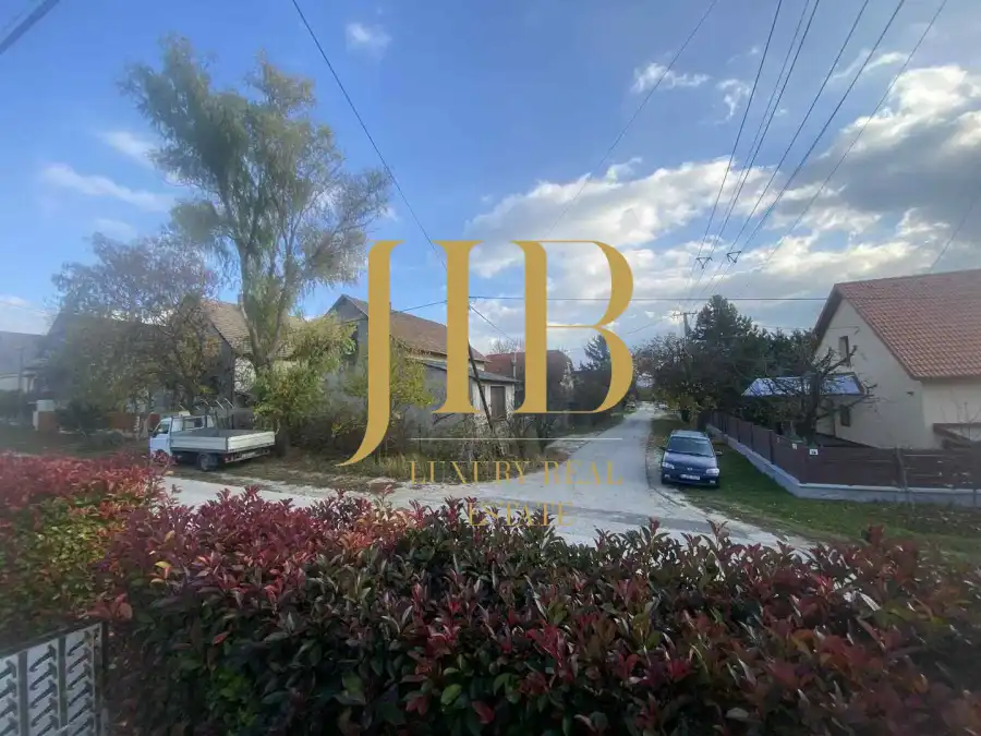 eladó családi ház, Páty