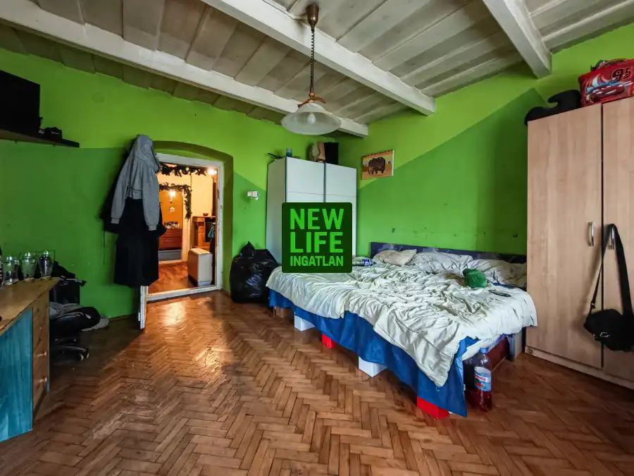 eladó családi ház, Pécel