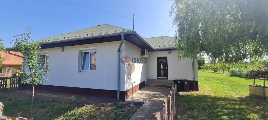 eladó családi ház, Perkáta