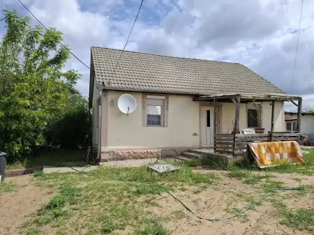 eladó családi ház, Pilis