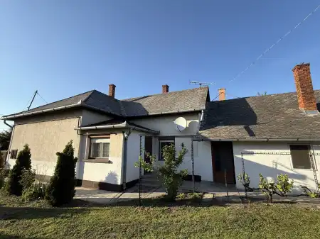 eladó családi ház, Püspökladány