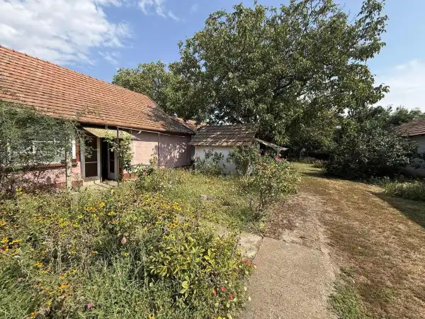 Eladó családi ház, Püspökladány 1+1 szoba 70 m² 7.9 M Ft