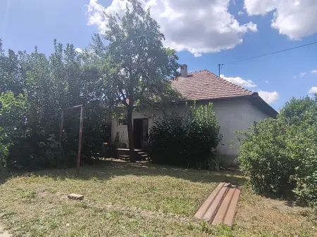 eladó családi ház, Pusztavacs