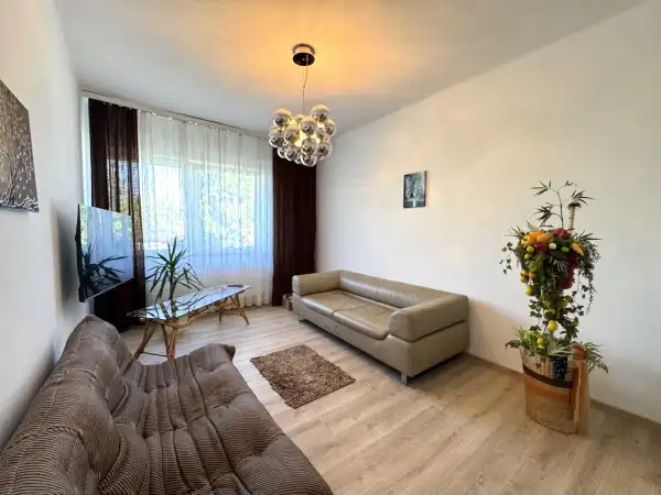 Eladó családi ház, Rajka 6 szoba 160 m² 114 M Ft
