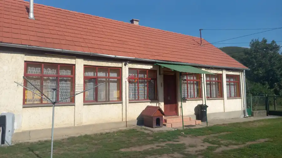 eladó családi ház, Recsk
