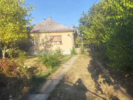 eladó családi ház, Sajólád