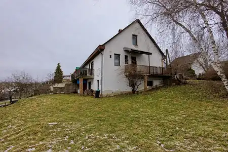 eladó családi ház, Salgótarján