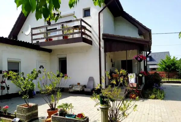 Eladó családi ház, Siófok 3+1 szoba 120 m² 62.9 M Ft