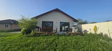 eladó családi ház, Szabadbattyán