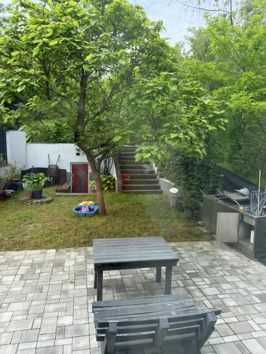 eladó családi ház, Szada