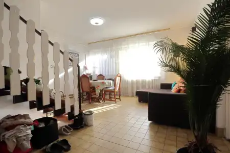 eladó családi ház, Szatymaz