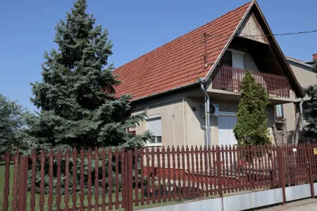 eladó családi ház, Szatymaz