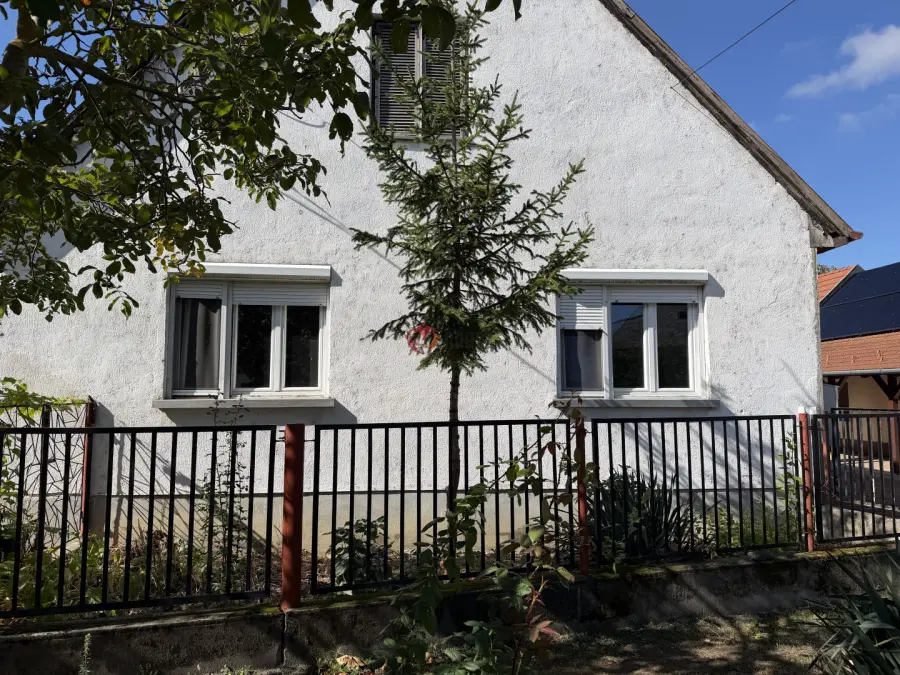 eladó családi ház, Székesfehérvár