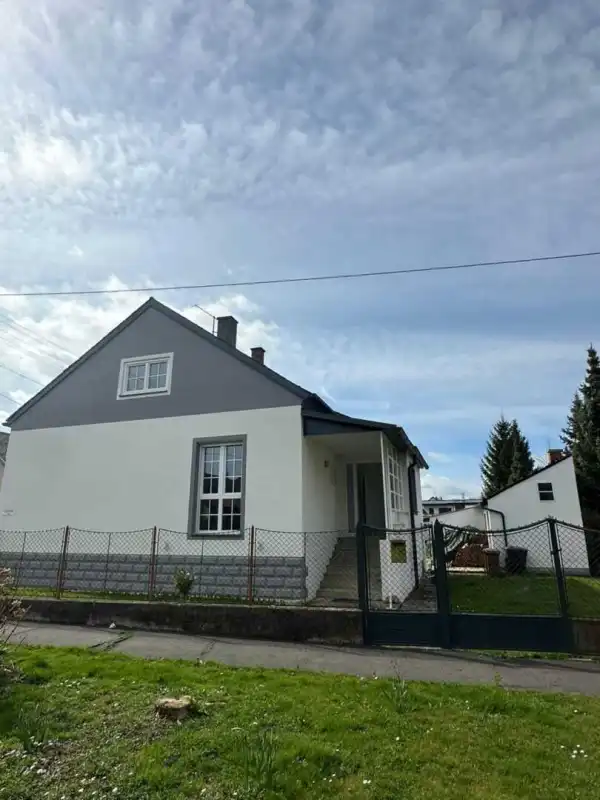 Eladó családi ház, Szentgotthárd 2 szoba 80 m² 62.465 M Ft