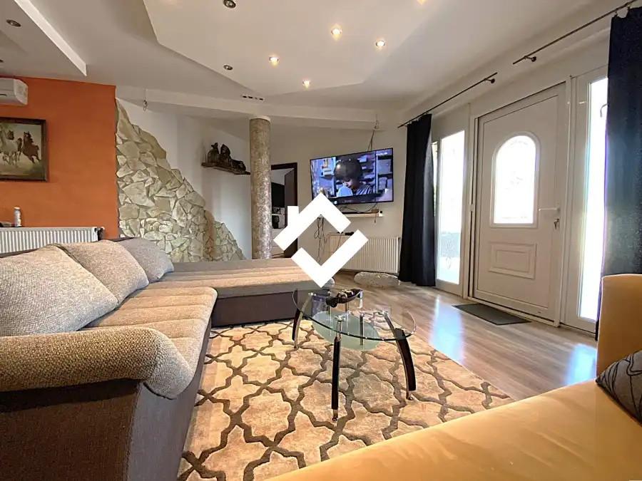 eladó családi ház, Szigetbecse