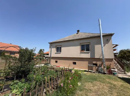 eladó családi ház, Szigethalom