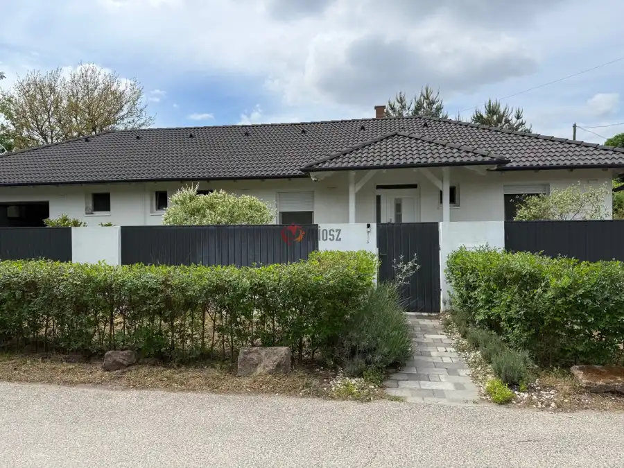 eladó családi ház, Szigethalom