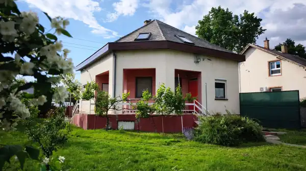 Eladó családi ház, Szigetszentmárton 3+2 szoba 123 m² 83.9 M Ft