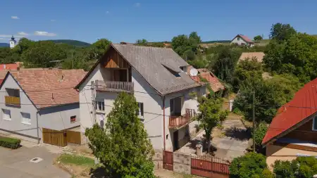 eladó családi ház, Szokolya