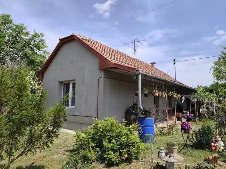 eladó családi ház, Táborfalva