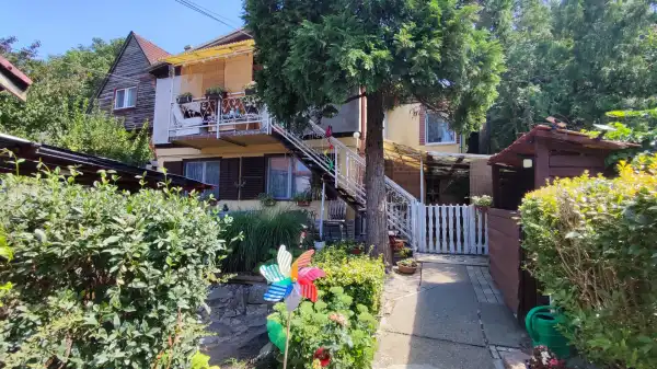 Eladó családi ház, Taksony 2+3 szoba 97 m² 59.9 M Ft