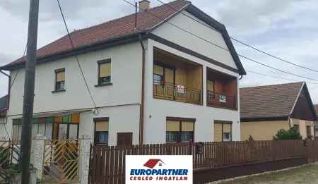 eladó családi ház, Tápióbicske