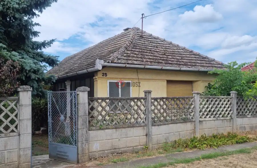 eladó családi ház, Tápiószecső