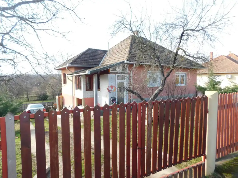 eladó családi ház, Tarnaszentmária