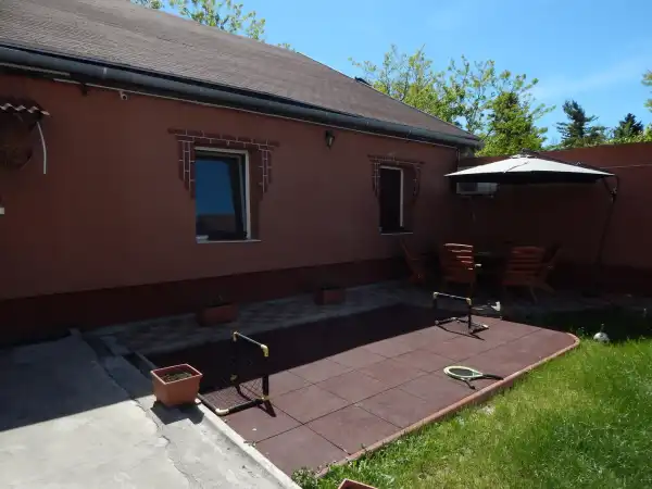 Eladó családi ház, Tata 2+1 szoba 74 m² 59.99 M Ft