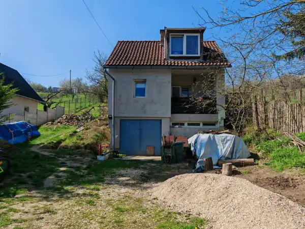 Eladó családi ház, Tatabánya 2 szoba 107 m² 39.99 M Ft