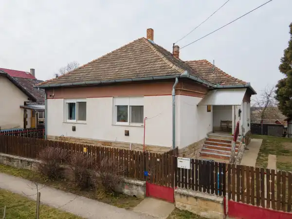 Eladó családi ház, Tereske 4 szoba 106 m² 29.9 M Ft