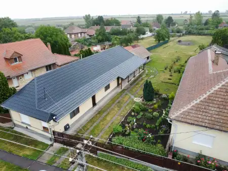 eladó családi ház, Tiszanána