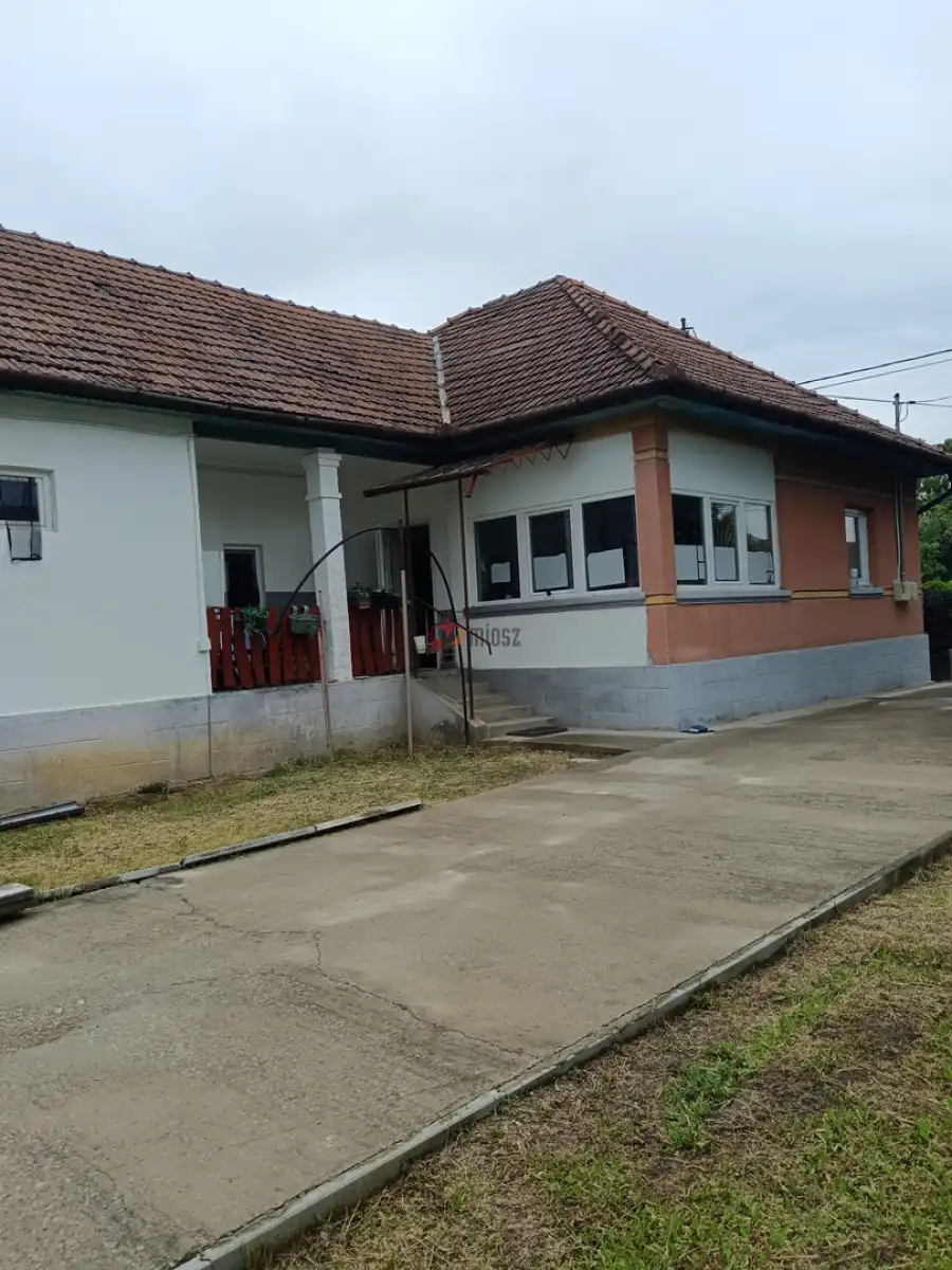 eladó családi ház, Tóalmás