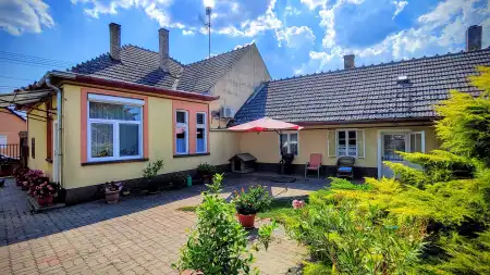 eladó családi ház, Tolna