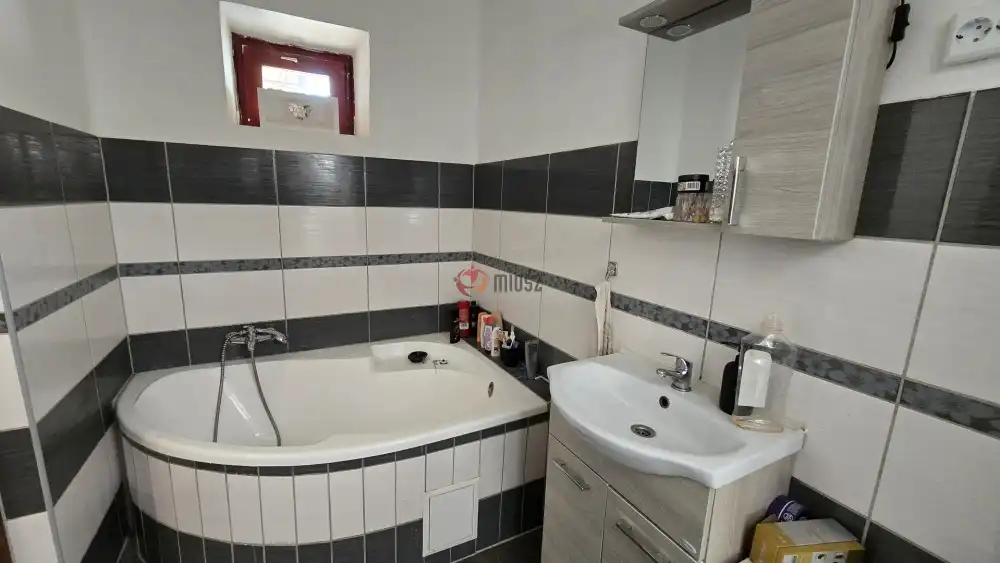 Baranya megye - Újpetre