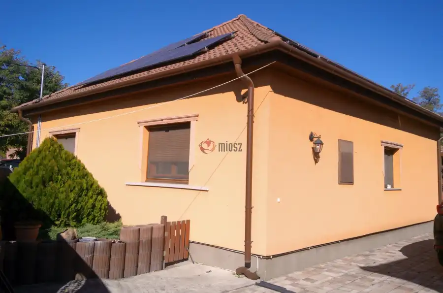 eladó családi ház, Üllő eladó családi ház, Üllő