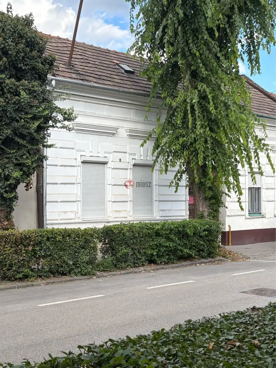 eladó családi ház, Vác eladó családi ház, Vác