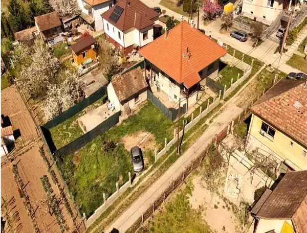 Eladó családi ház, Vác 5 szoba 150 m² 109.9 M Ft