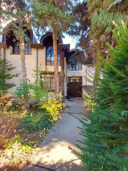 eladó családi ház, Vác