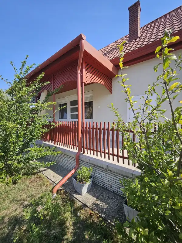Eladó családi ház, Vonyarcvashegy 4 szoba 90 m² 102.9 M Ft