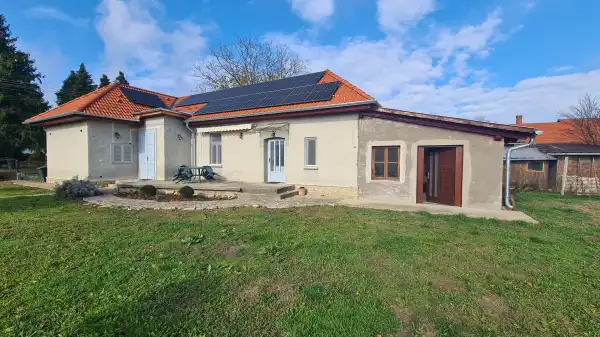 Eladó családi ház, Zalacsány 2 szoba 83 m² 97 M Ft