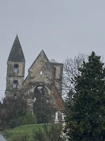 eladó családi ház, Zsámbék