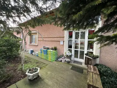 eladó családi ház, Zsombó