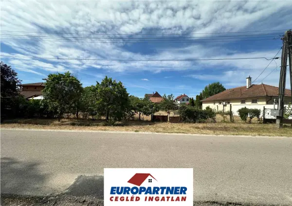 Eladó Építési telek, Cegléd 1100 m² 41 M Ft + Áfa