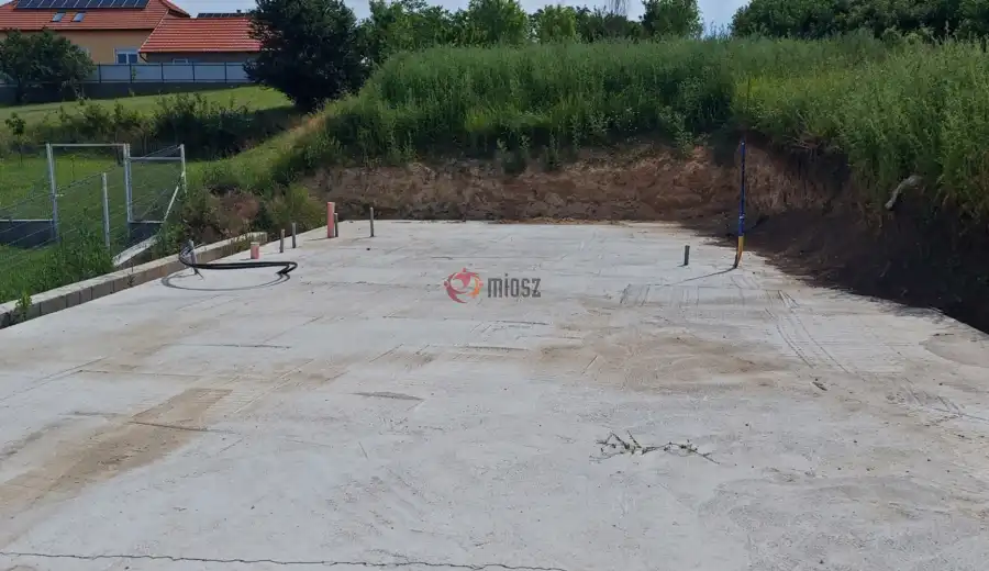 eladó  Építési telek, Novaj