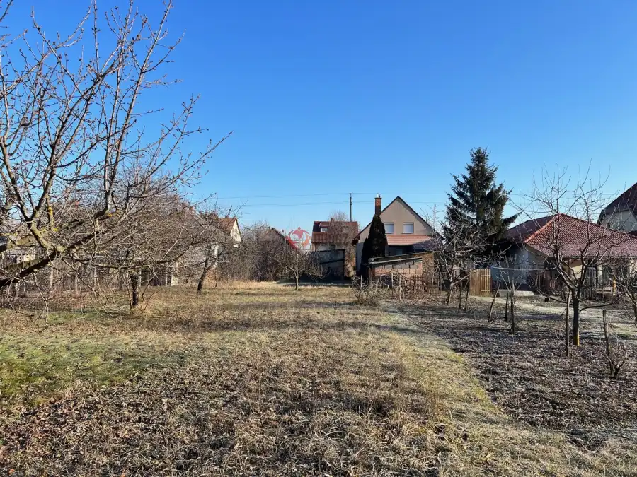 eladó  Építési telek, Székesfehérvár