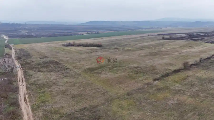 eladó  Építési telek, Vác