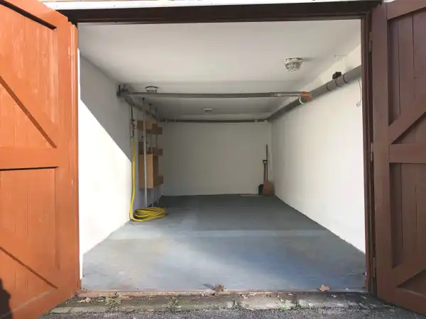 Eladó garázs, Békéscsaba 17 m² 9.9 M Ft