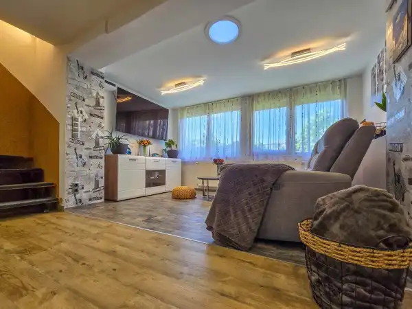 Eladó Gyümölcsös, Sopron 1453 m² 100 M Ft